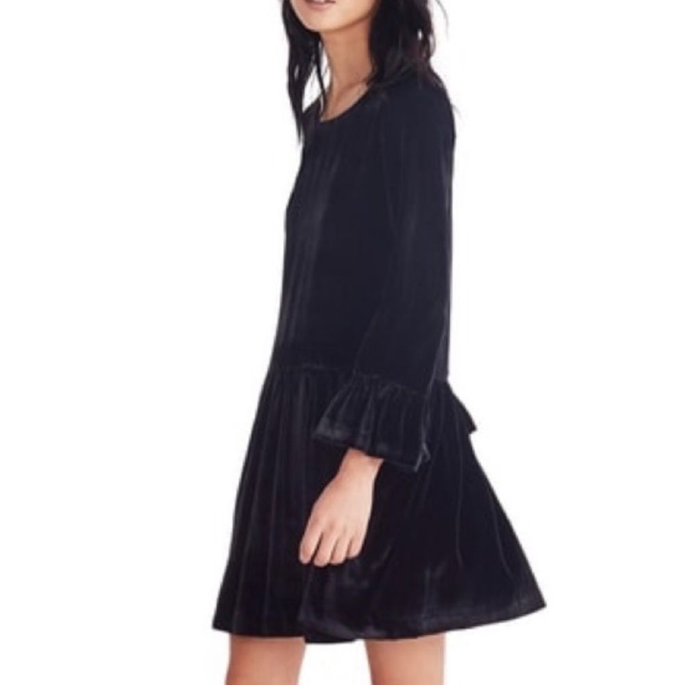 Madewell black velvet bell sleeve dress